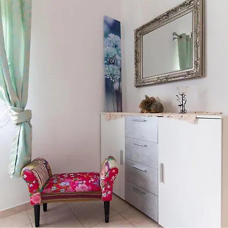 Awesome In With House Sea View *