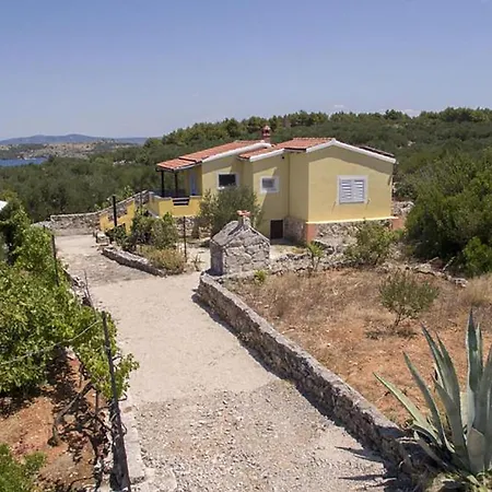 Awesome In With House Sea View *